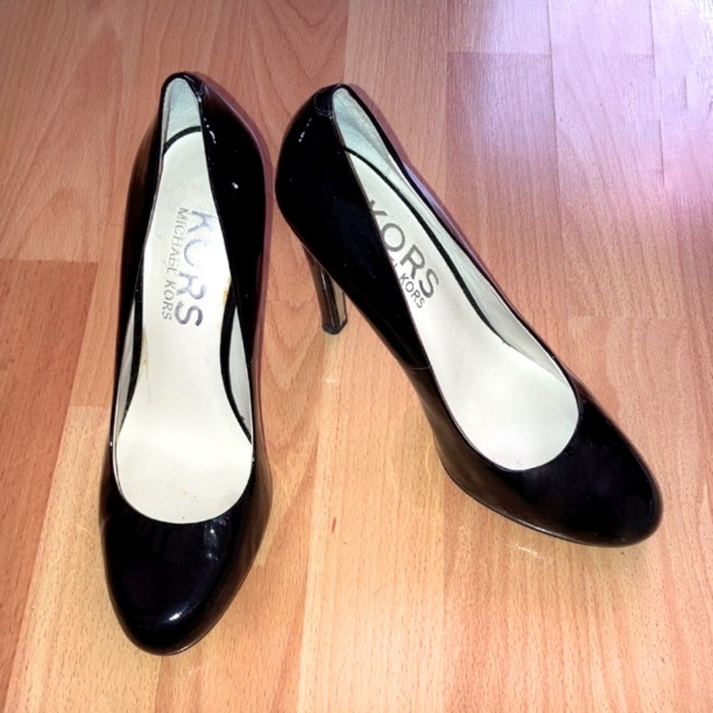 🌟MICHAEL KORS🌟Patent Leather High Heels⭐️FREE SHIPPING + SALE⭐️‼️